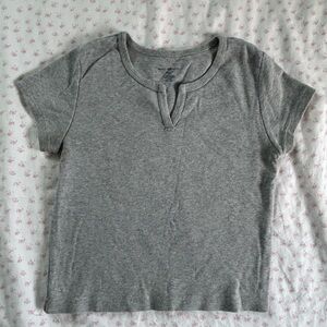 Brandy Melville Classic Gray Short Sleeve Women's Tee